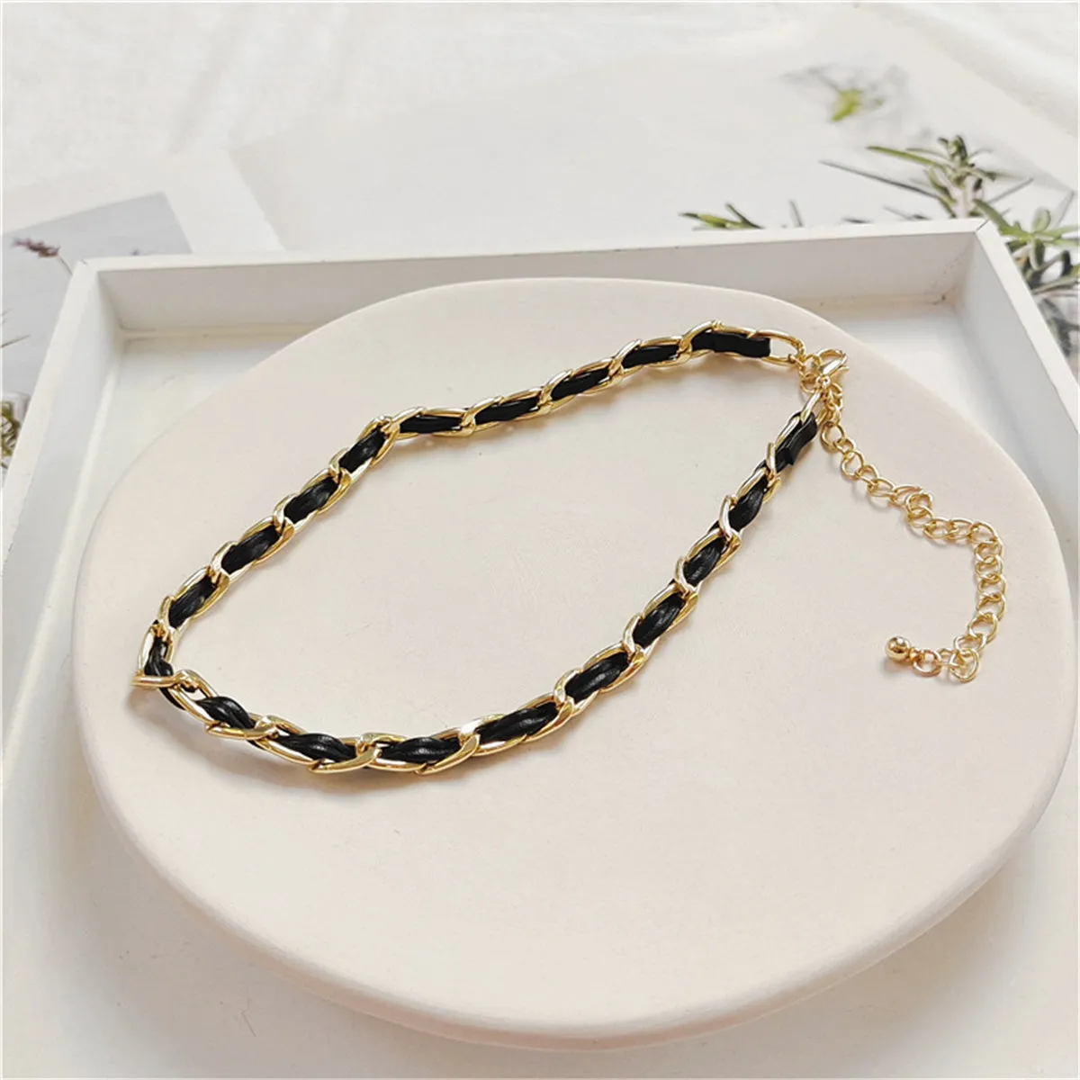 18K Gold-Plated & Black Polystyrene Cable Chain Choker