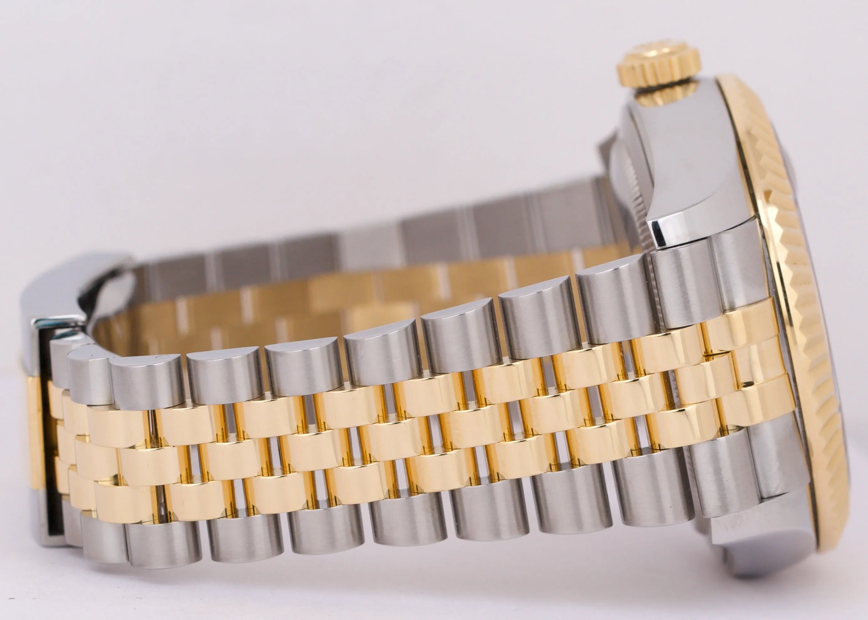 2023 NEW PAPERS Rolex Sky-Dweller WHITE 18K Yellow Gold 42mm JUBILEE 326933 BOX