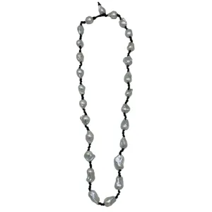399-01-10 | BOHEMIAN KNOTTY (WHITE ON BLACK) 42"