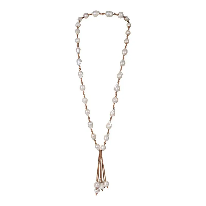400-01-22 | BOHEMIAN KNOTTY w/TASSEL (WHITE ON TAN)