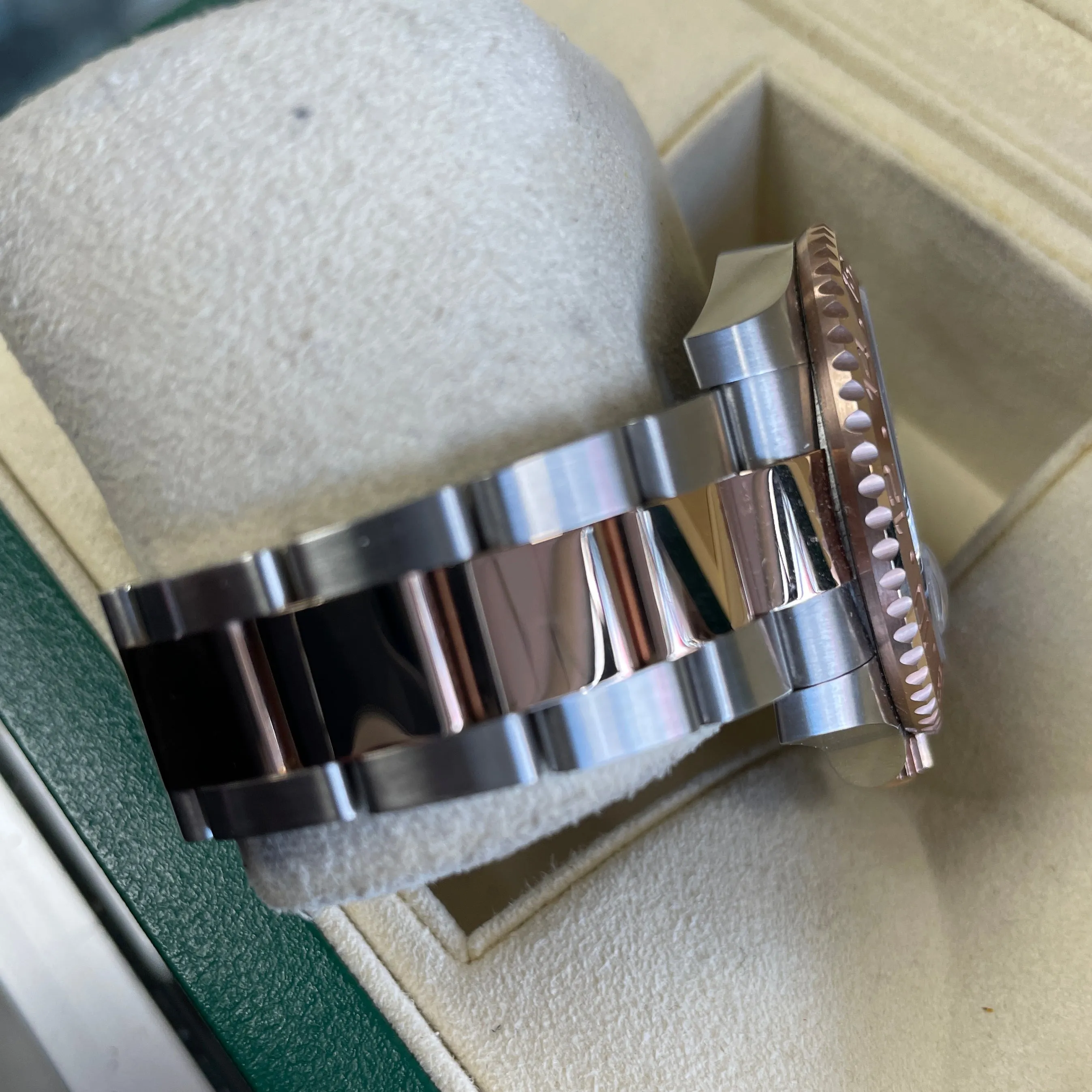 AUGUST 2021 Rolex GMT-Master II Root Beer Steel Rose Gold 126711 CHNR Watch