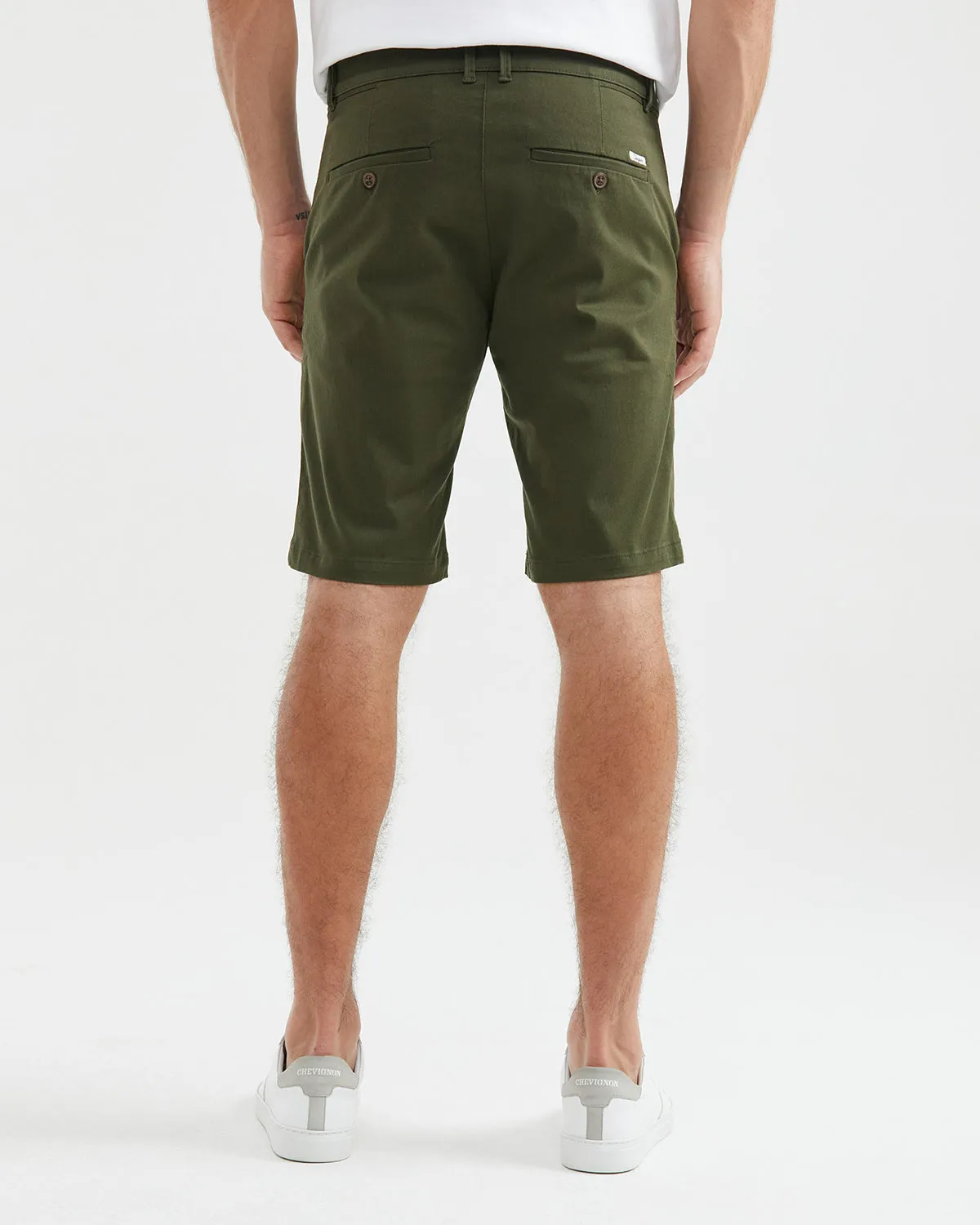 BERMUDA SHORTS IN GREEN