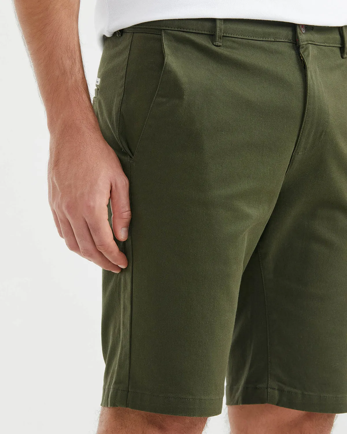 BERMUDA SHORTS IN GREEN