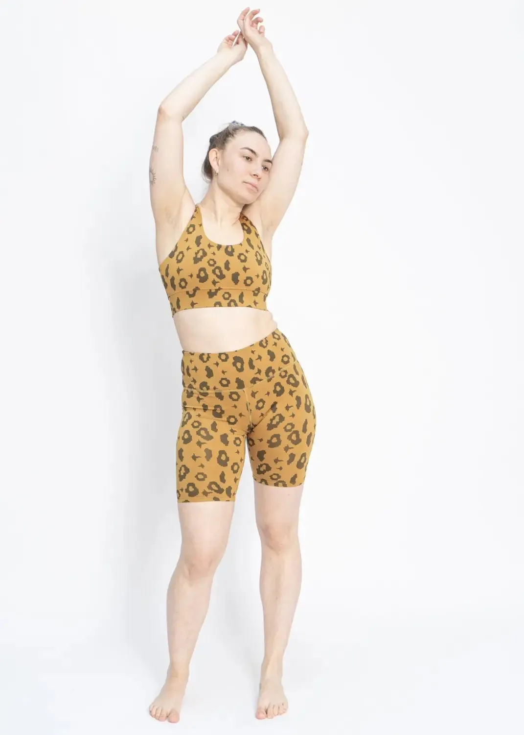 Bike Shorts mit Yellow Leopard Print