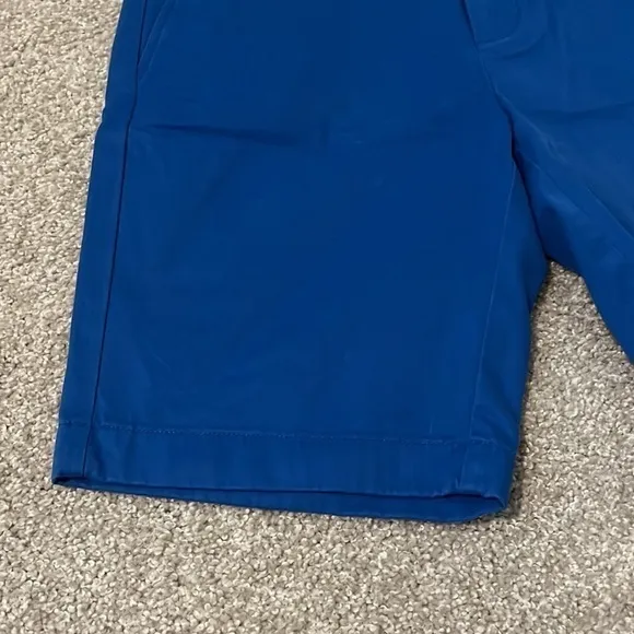 Brooks brothers bermuda shorts size 32