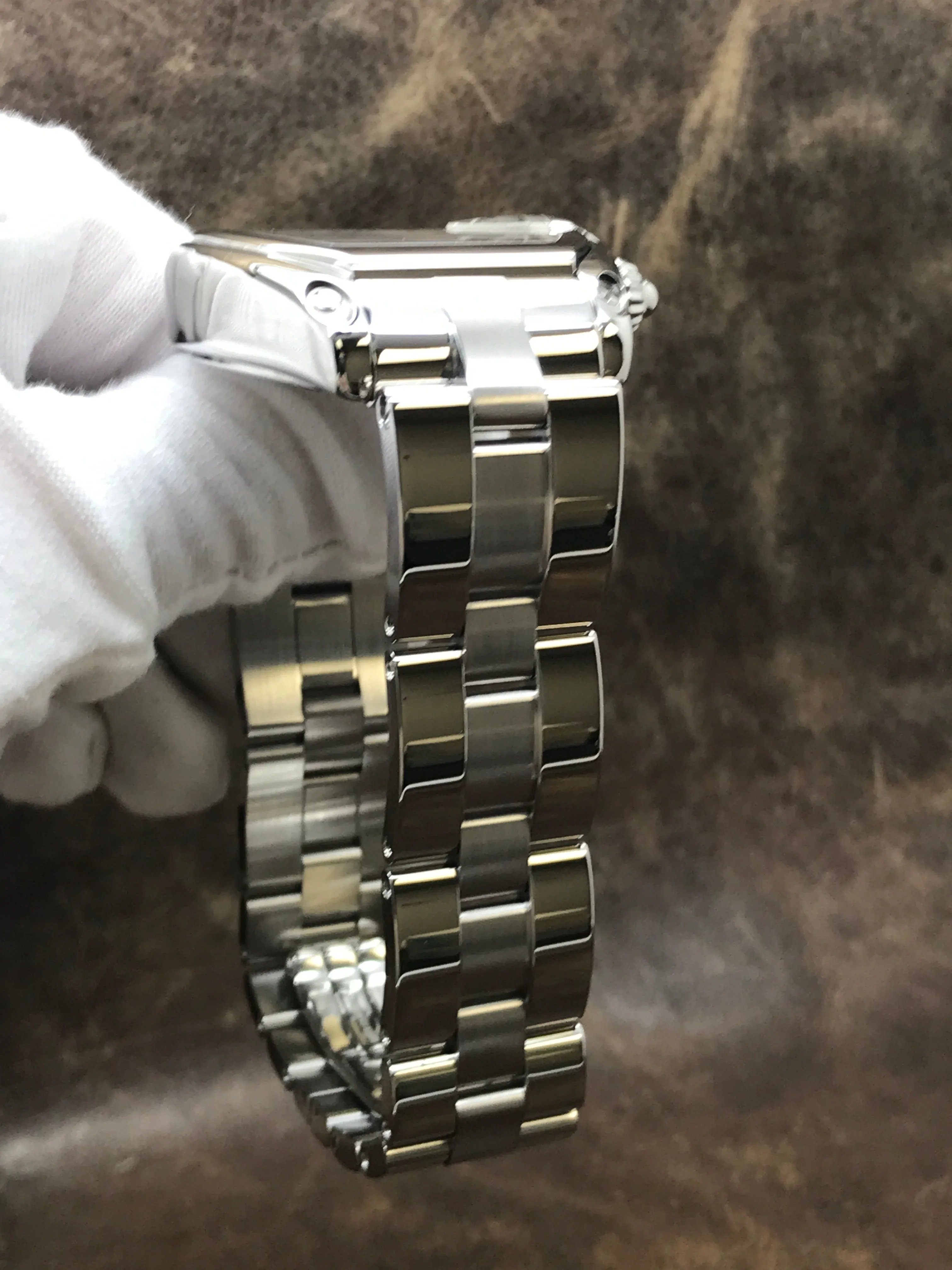 Cartier Roadster GMT 2722 Silver Dial Automatic Men's Watch