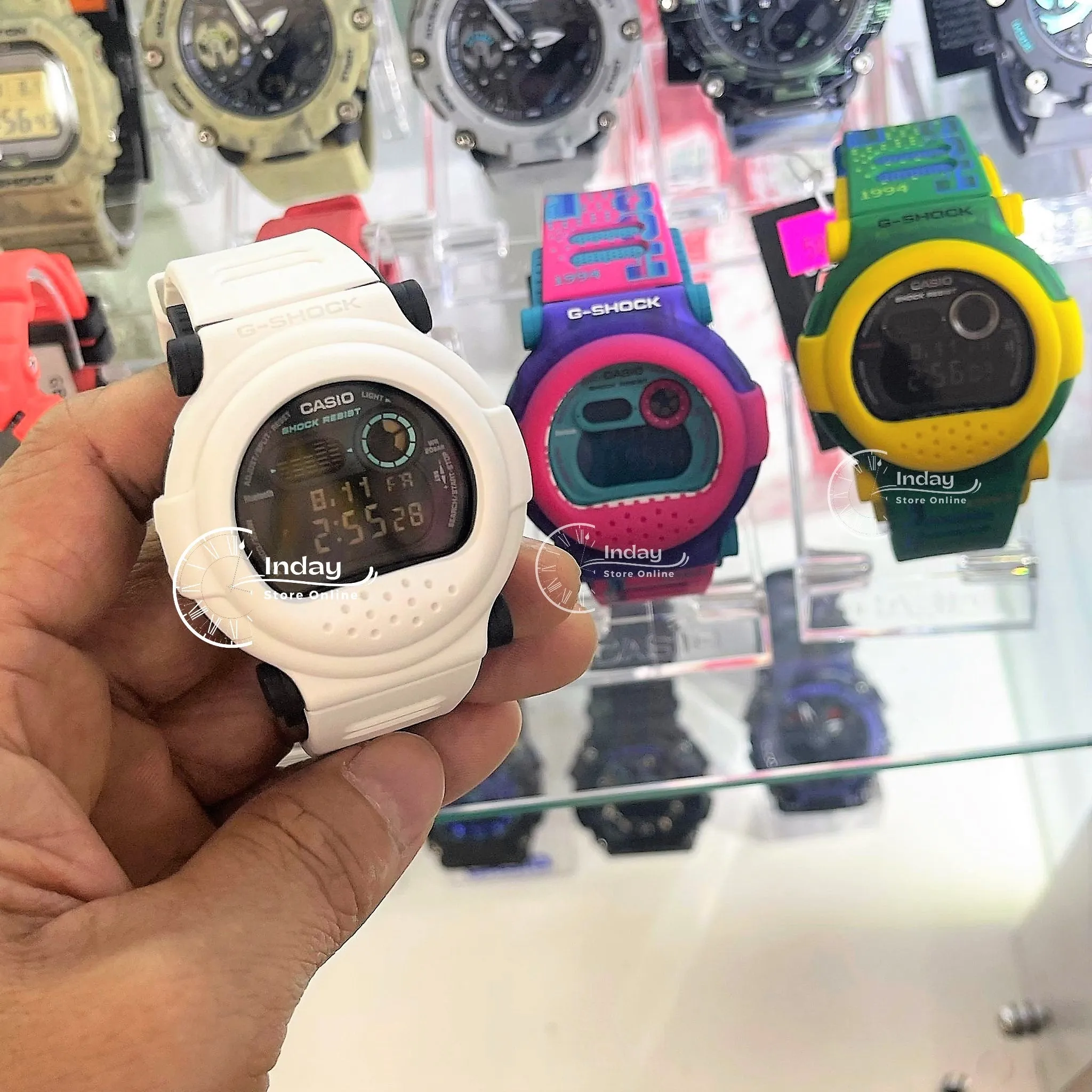 Casio G-Shock Men's Watch G-B001SF-7 Digital DW-001 Series Clean White Design Sci-Fi Series