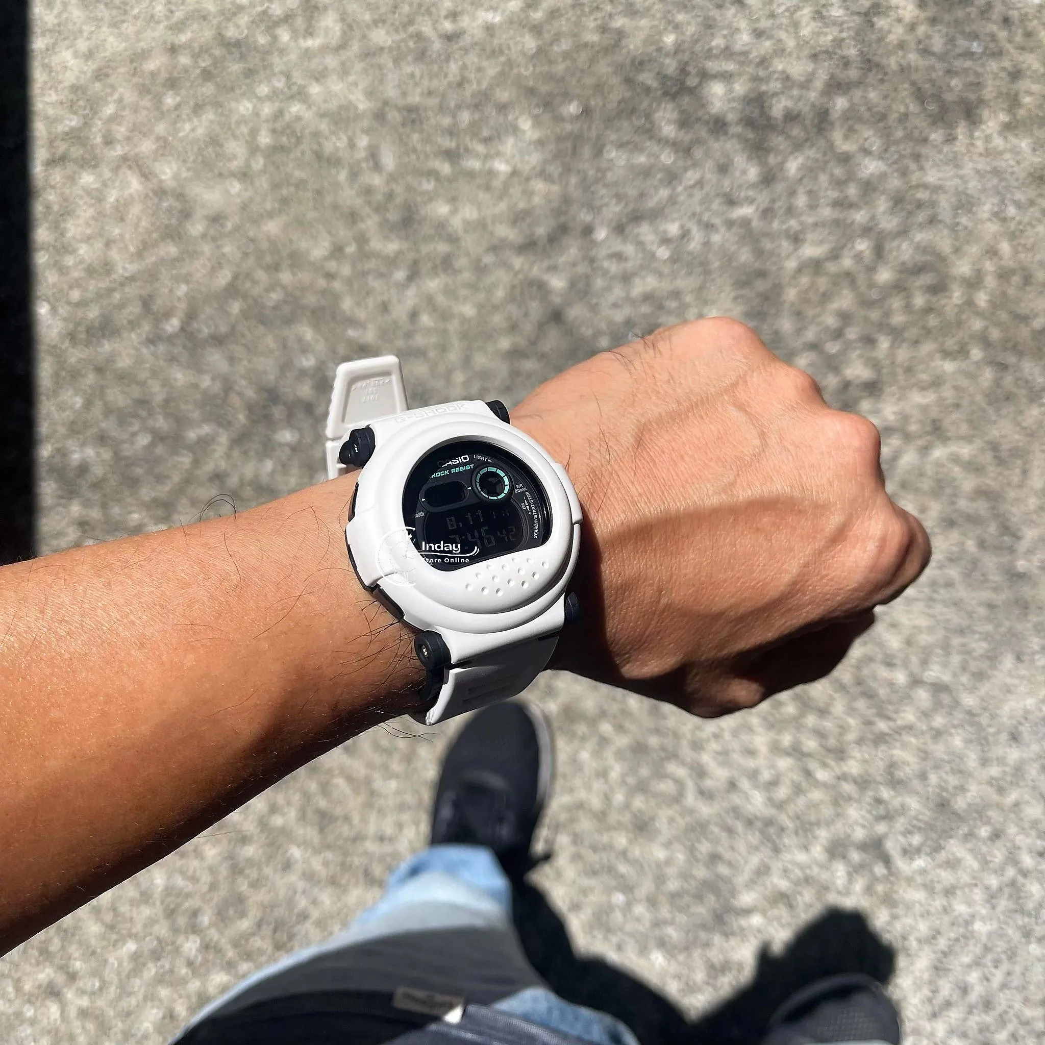 Casio G-Shock Men's Watch G-B001SF-7 Digital DW-001 Series Clean White Design Sci-Fi Series