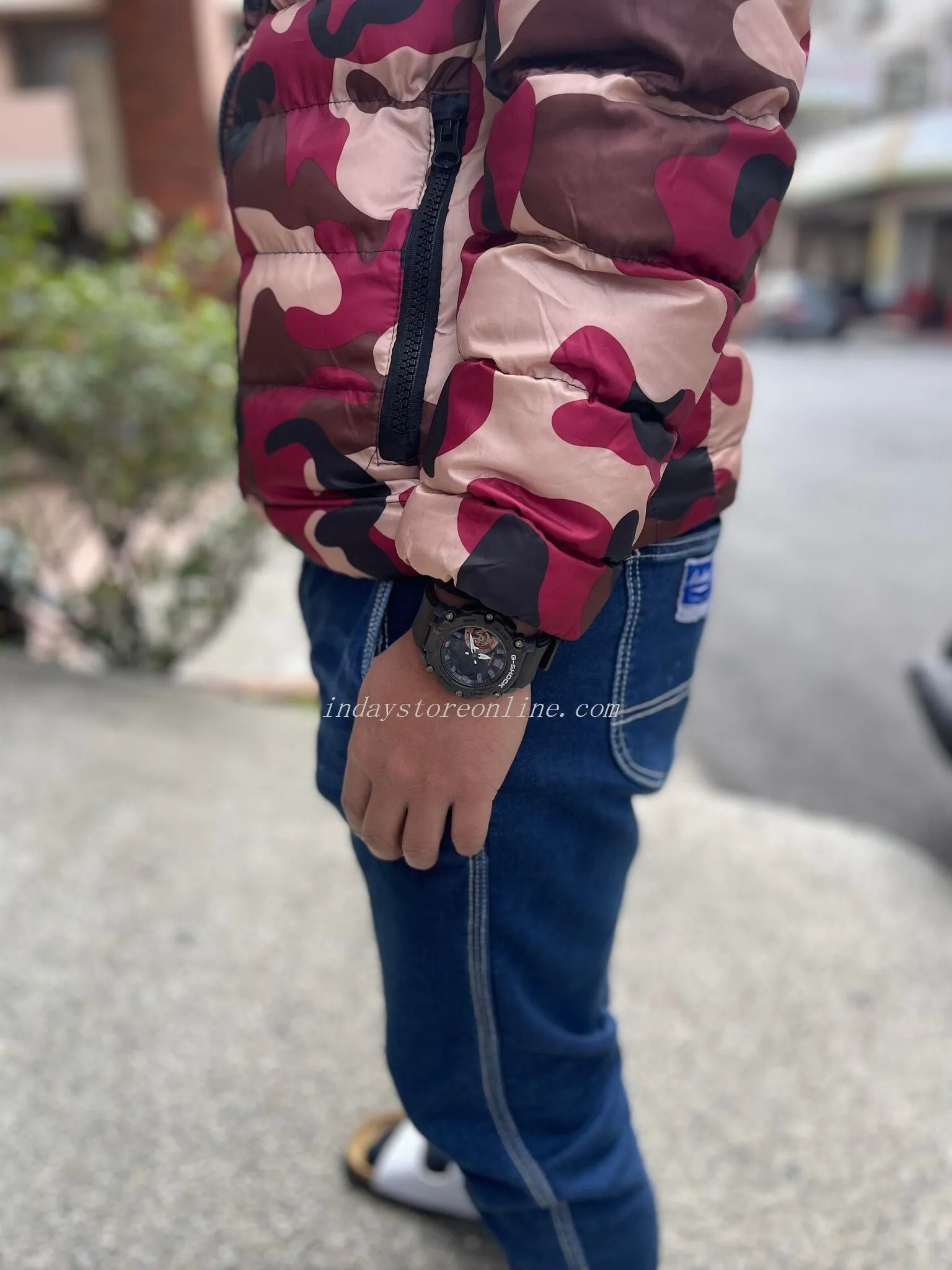 Casio G-Shock Men's Watch GA-2200MFR-5A Analog-Digital GA-2200 Mystic Forest Series Sporty Design Carbon Core Guard Structure