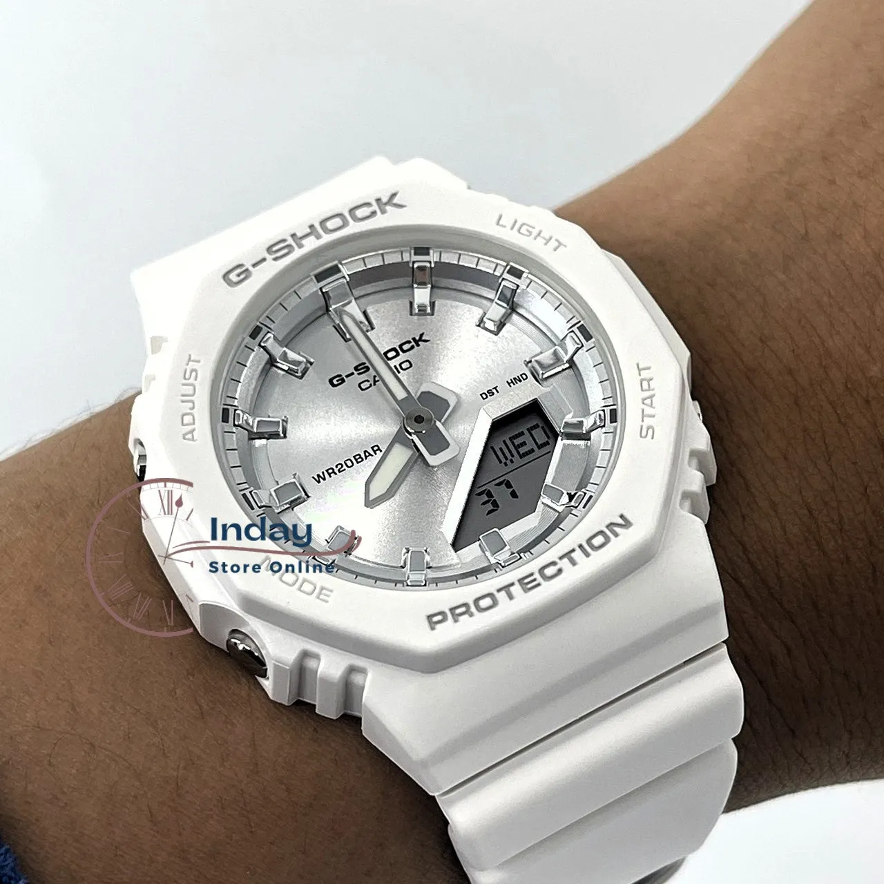 Casio G-Shock Women's Watch GMA-P2100VA-7A Resin Band Mineral Glass Shock Resistant
