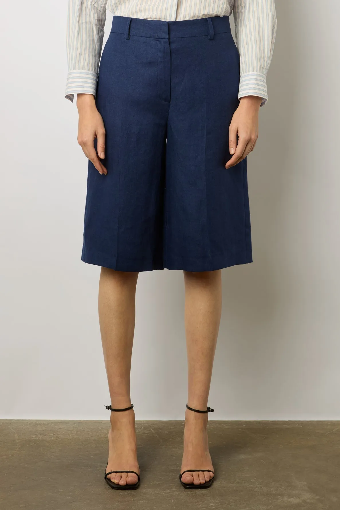 CELENN TAILORED LINEN BERMUDA SHORTS