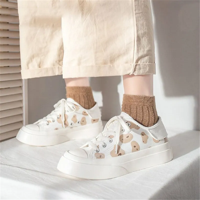 CUTE BEAR CANVAS SHOES UB2629