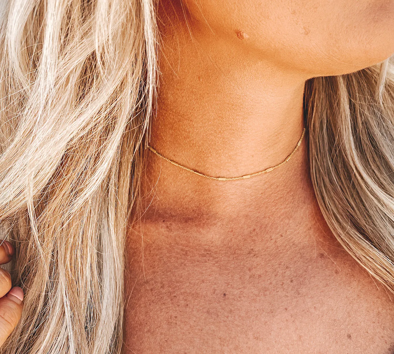 Dainty Cable Bar Satellite Choker