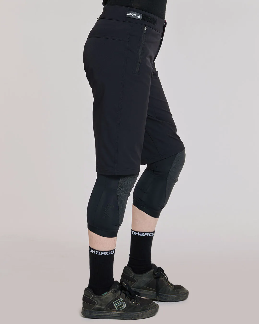 DHARCO Womens Gravity Shorts | Black
