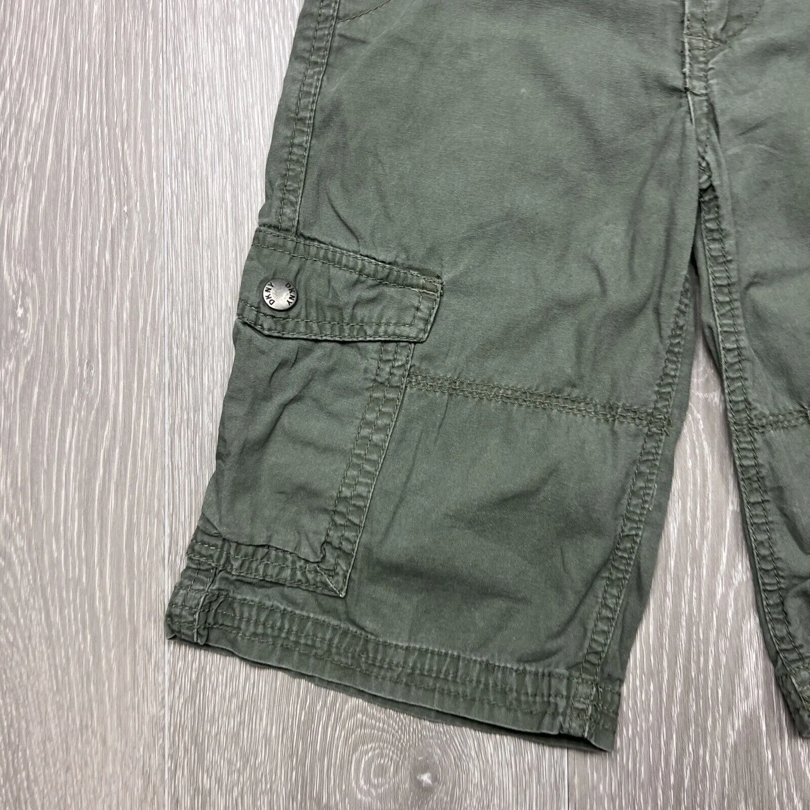 DKNY Boys Green Belted Cargo Shorts Size 5 Years