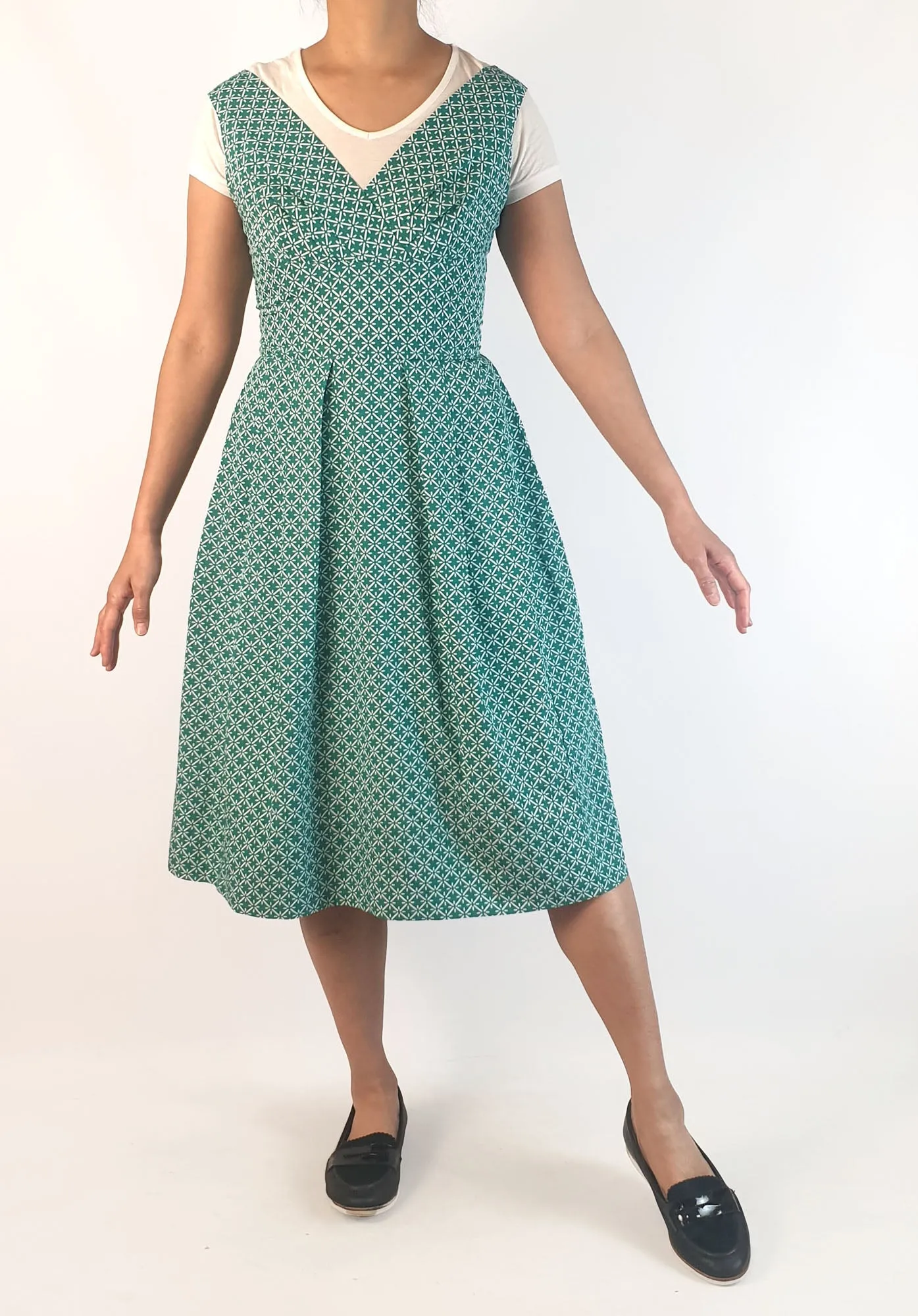Emily and Fin unique print dress size small