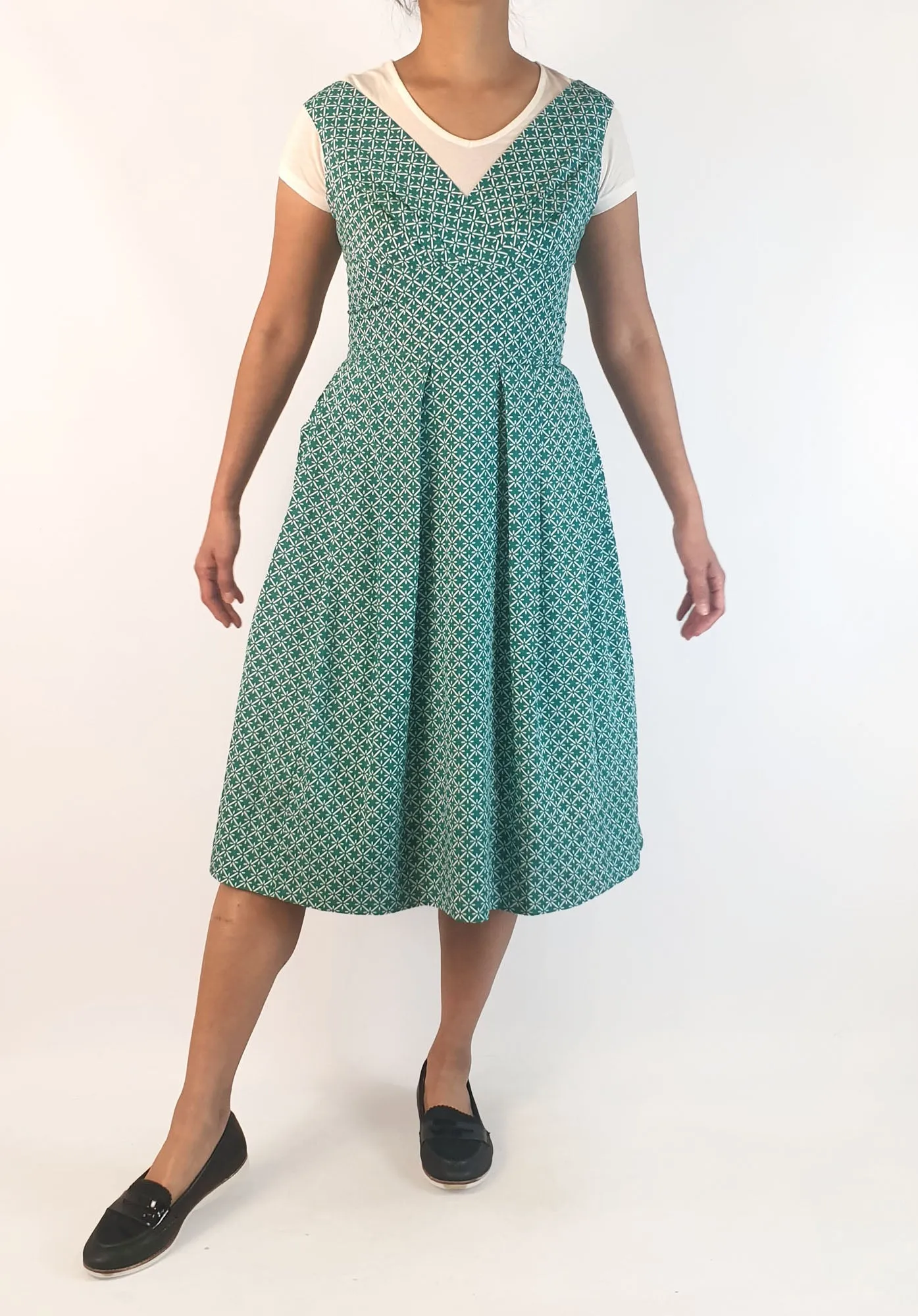 Emily and Fin unique print dress size small
