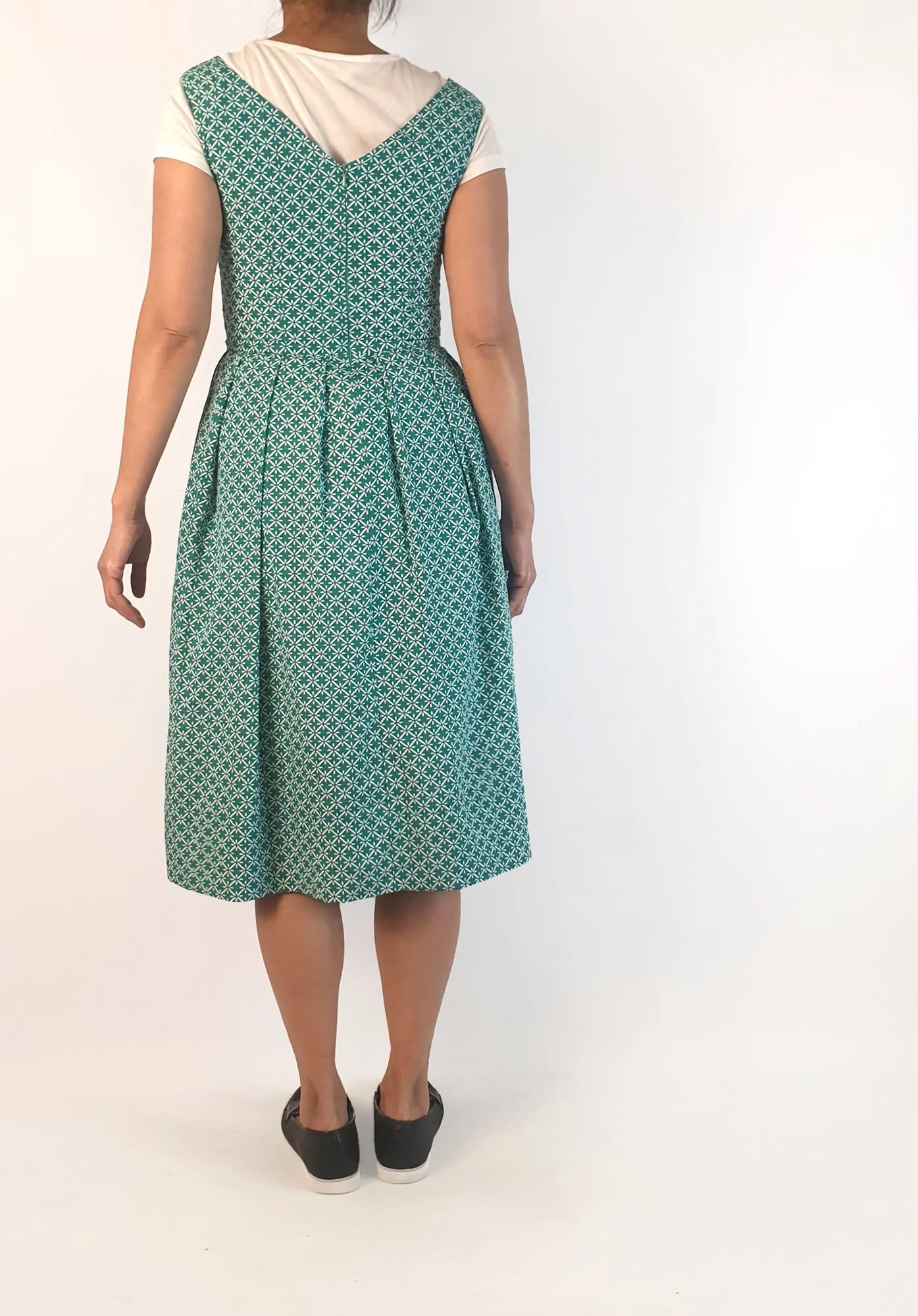 Emily and Fin unique print dress size small