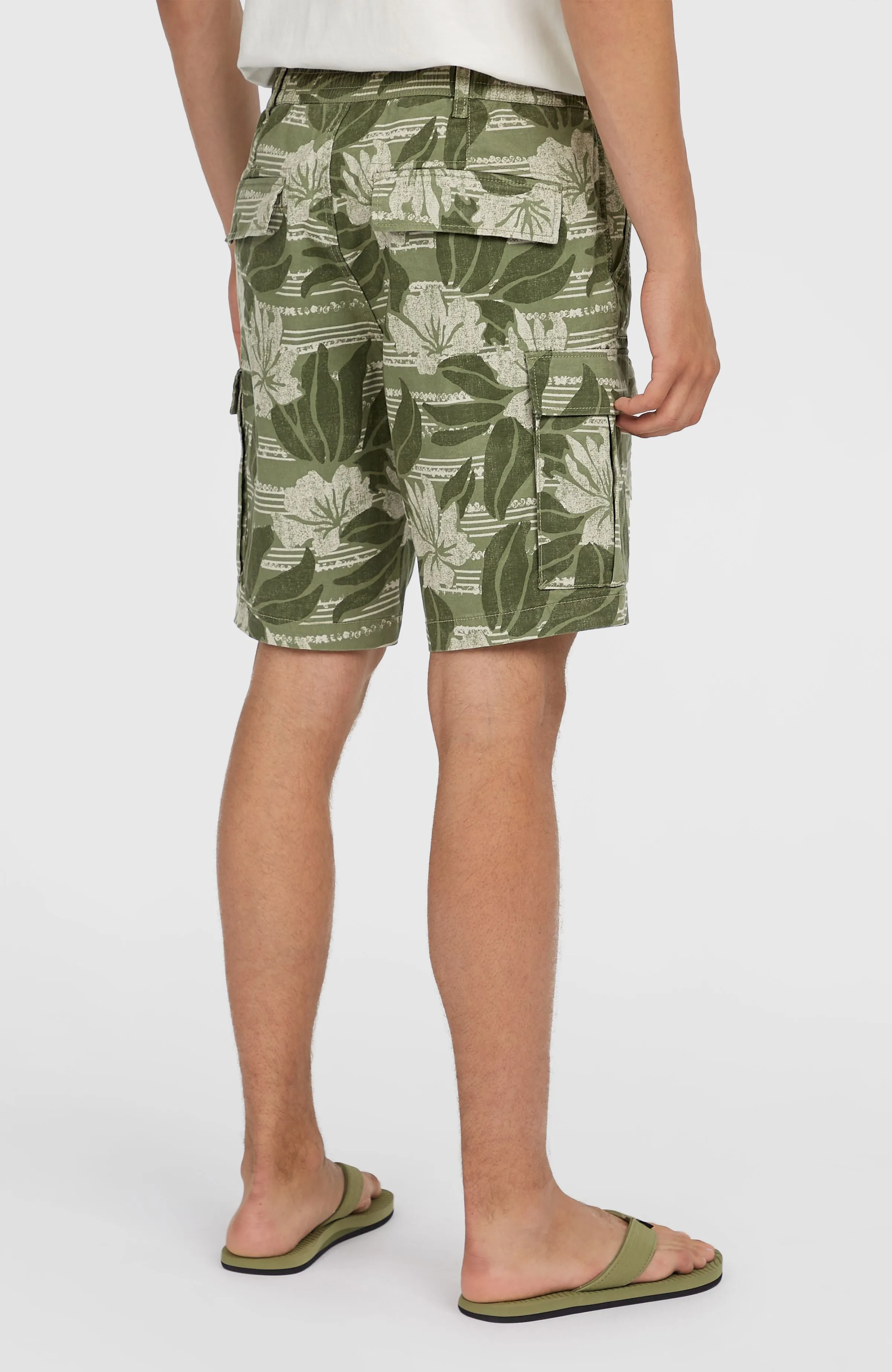 Essentials Cargo-Shorts | Green Tonal Dusty Flower