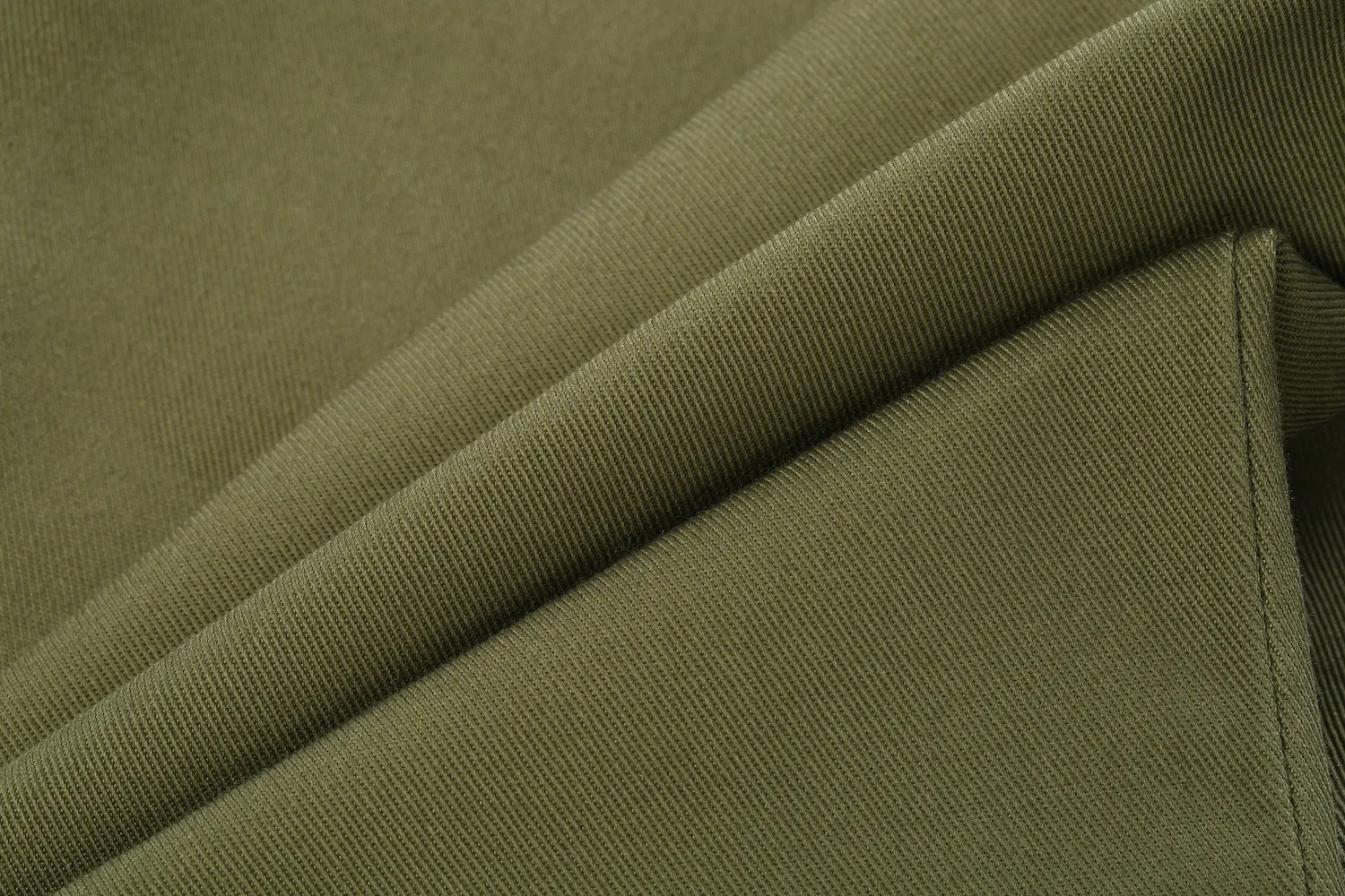 Everyday Chino in Olive