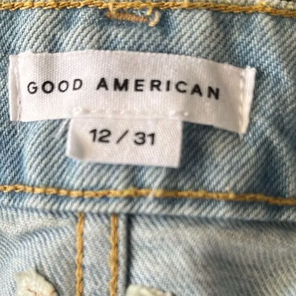 Good American 90’s Bermuda Cut Off Hem Light Wash Jean Shorts Size 12, NWT