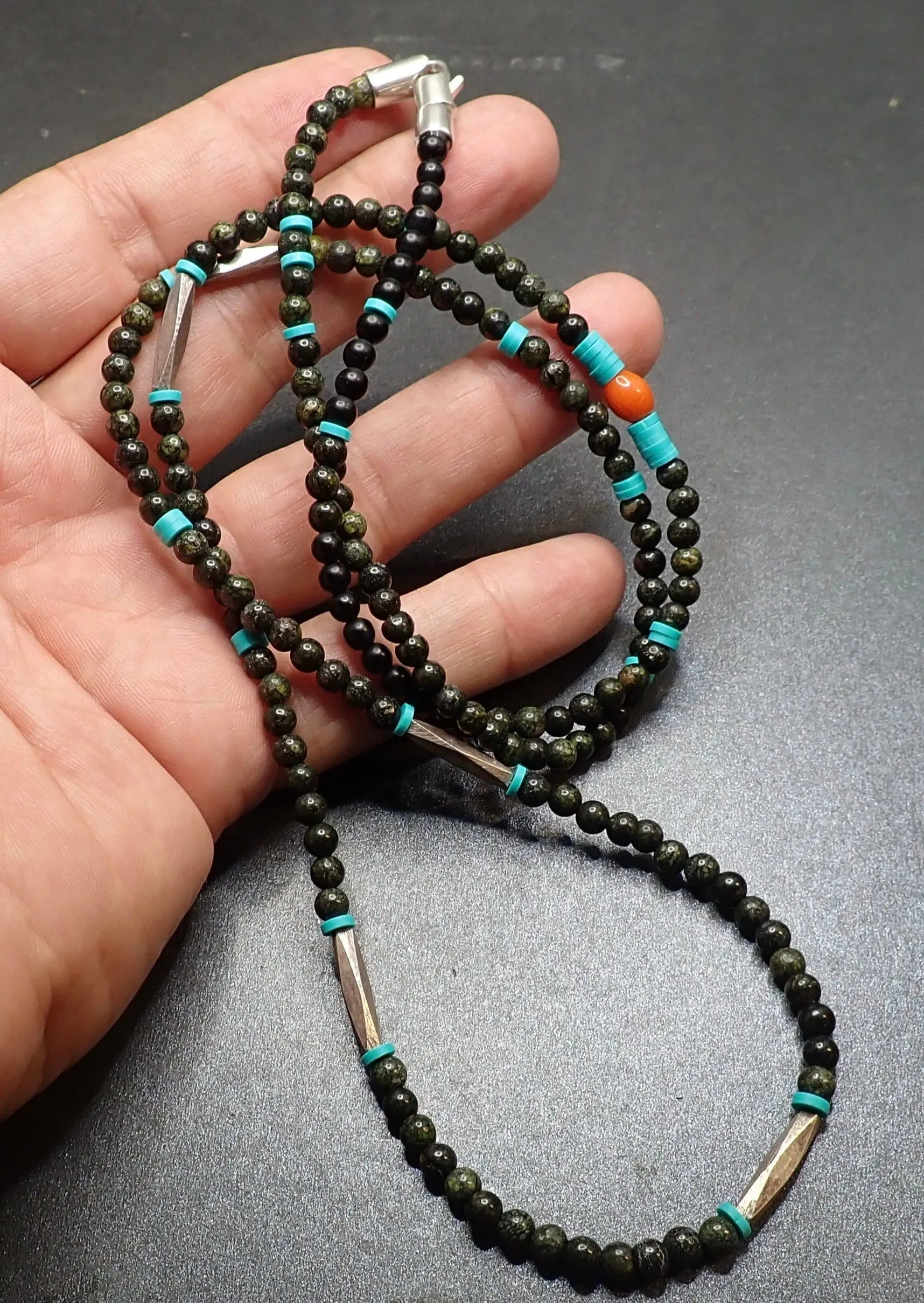 GREEN JASPER & SILVER NECKLACE
