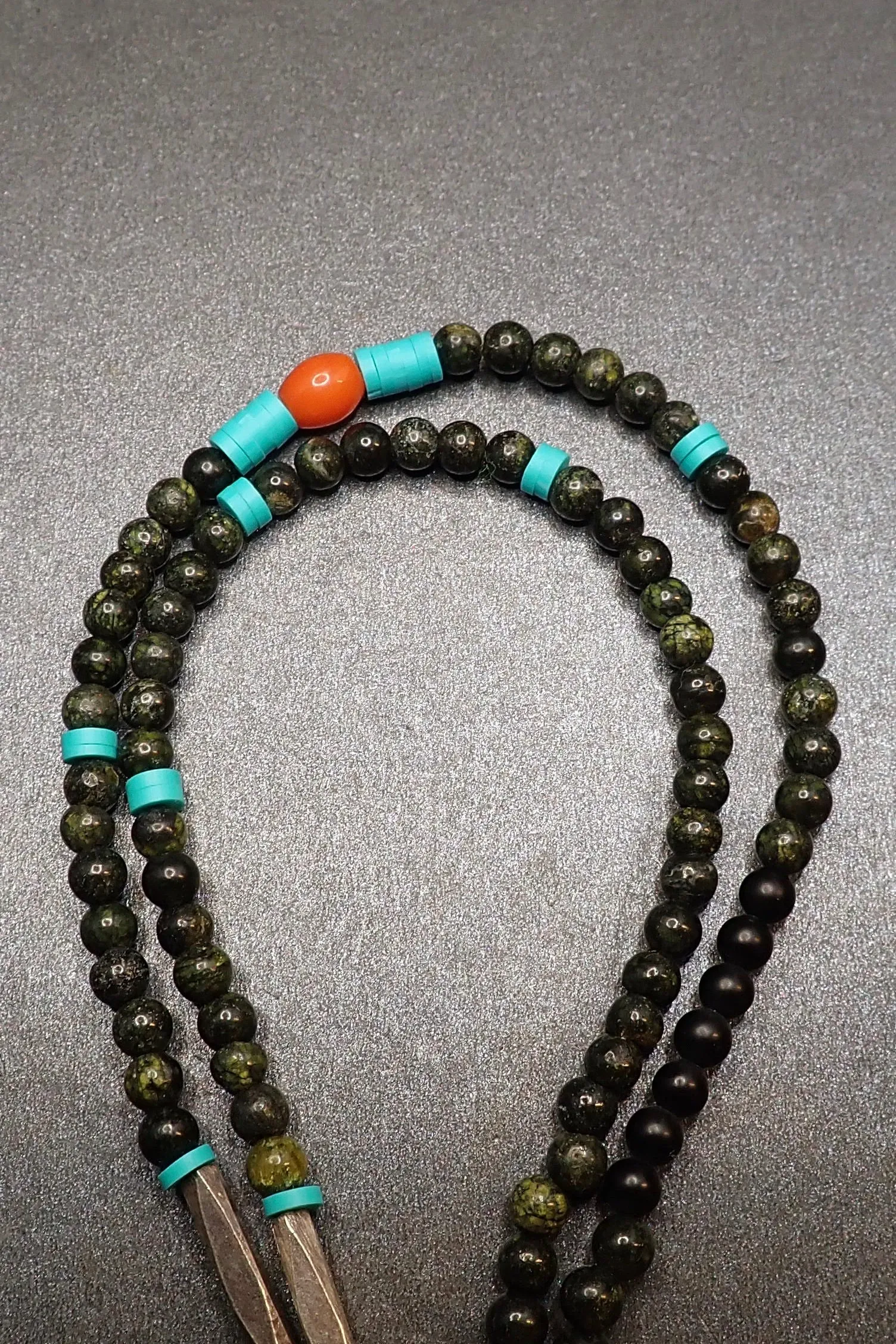 GREEN JASPER & SILVER NECKLACE