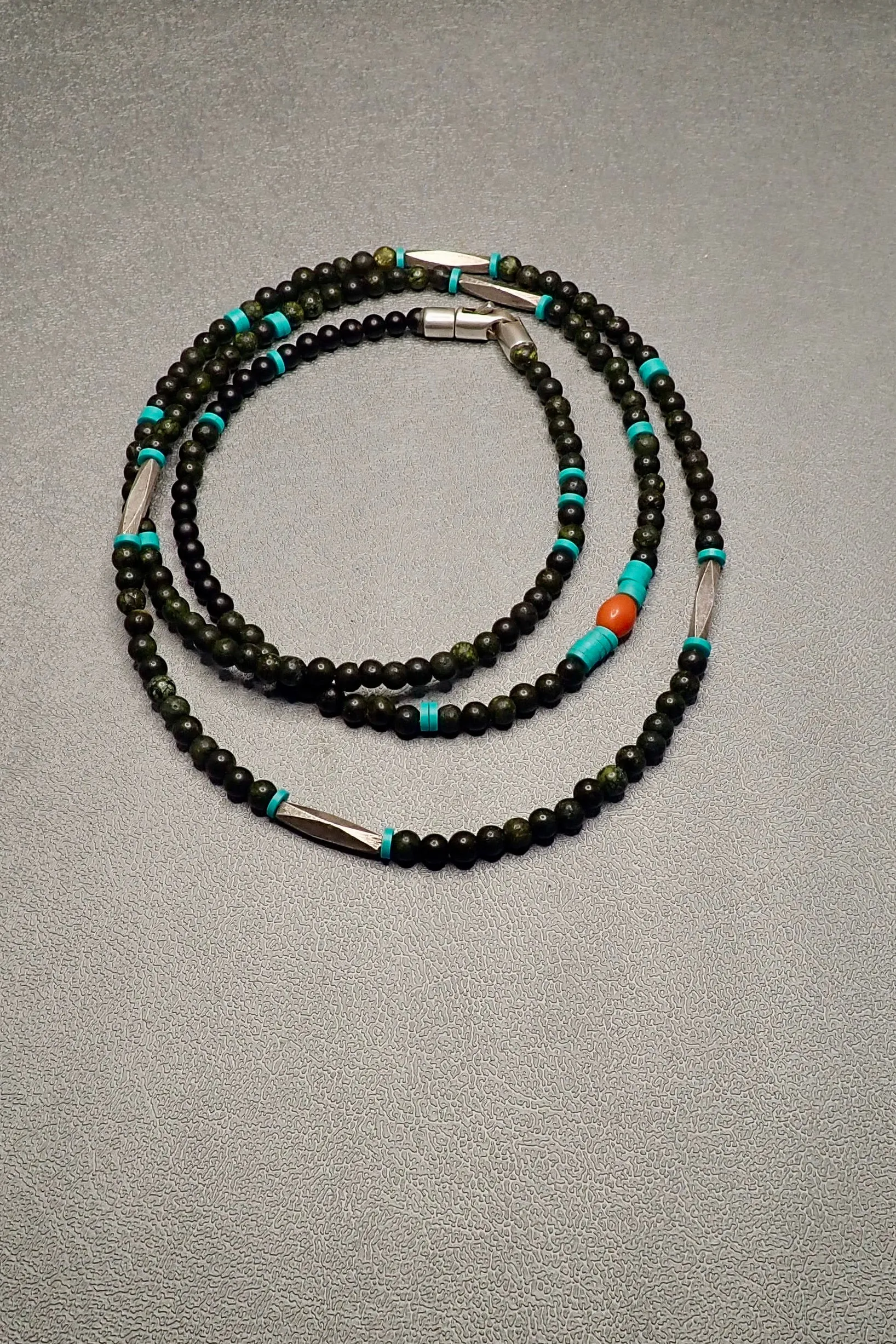 GREEN JASPER & SILVER NECKLACE
