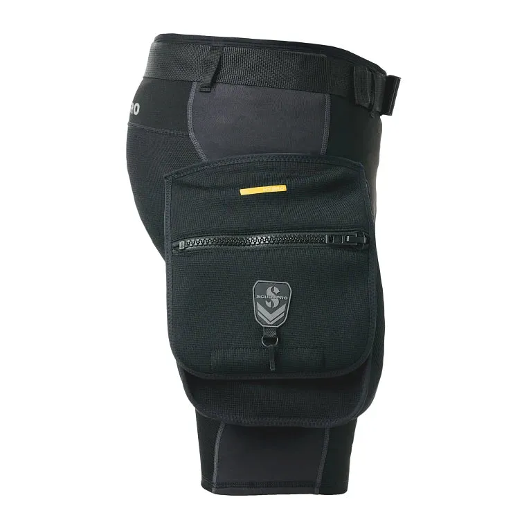 HYBRID SHORTS LARGE CARGO POCKETS - MEN
