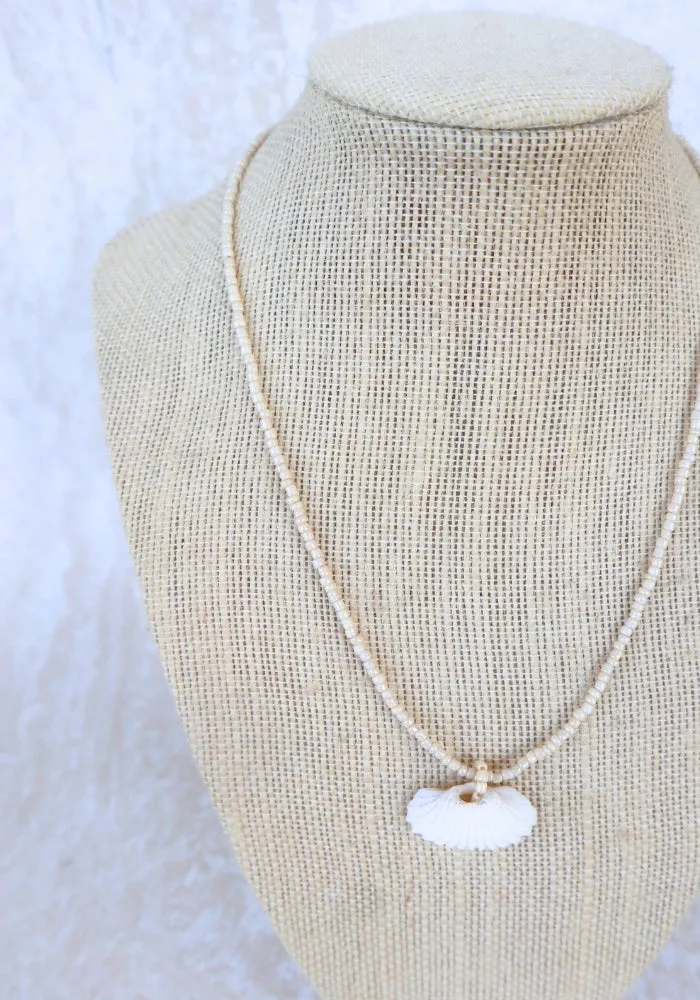 Inu Necklace - Natural