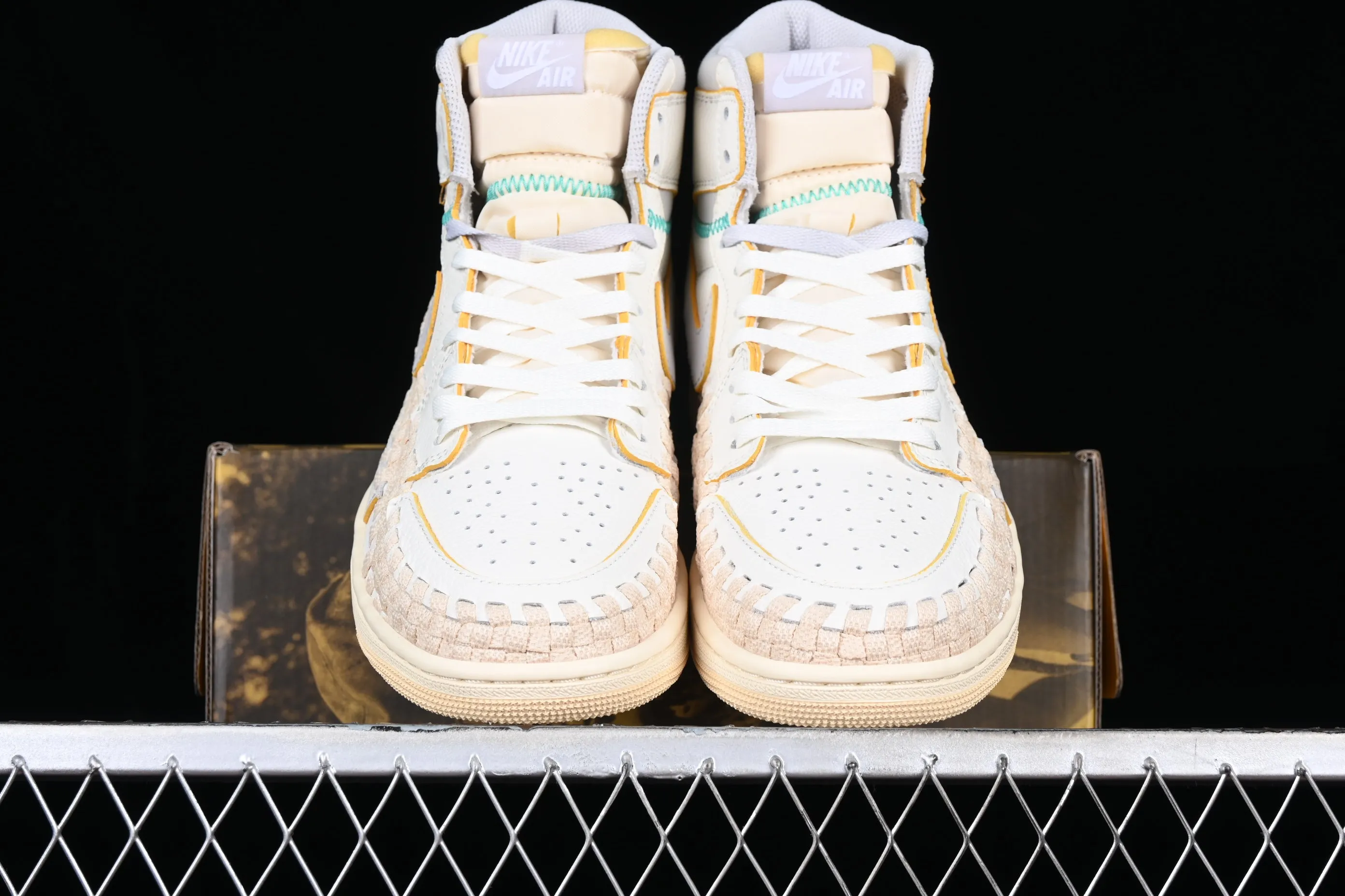 J1 " UnionLaWoven "