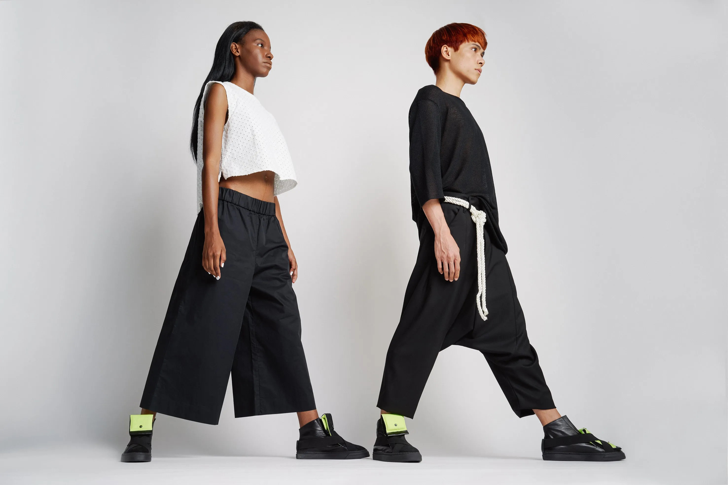 K6 / NEON BLACK / UNISEX LEATHER SNEAKER