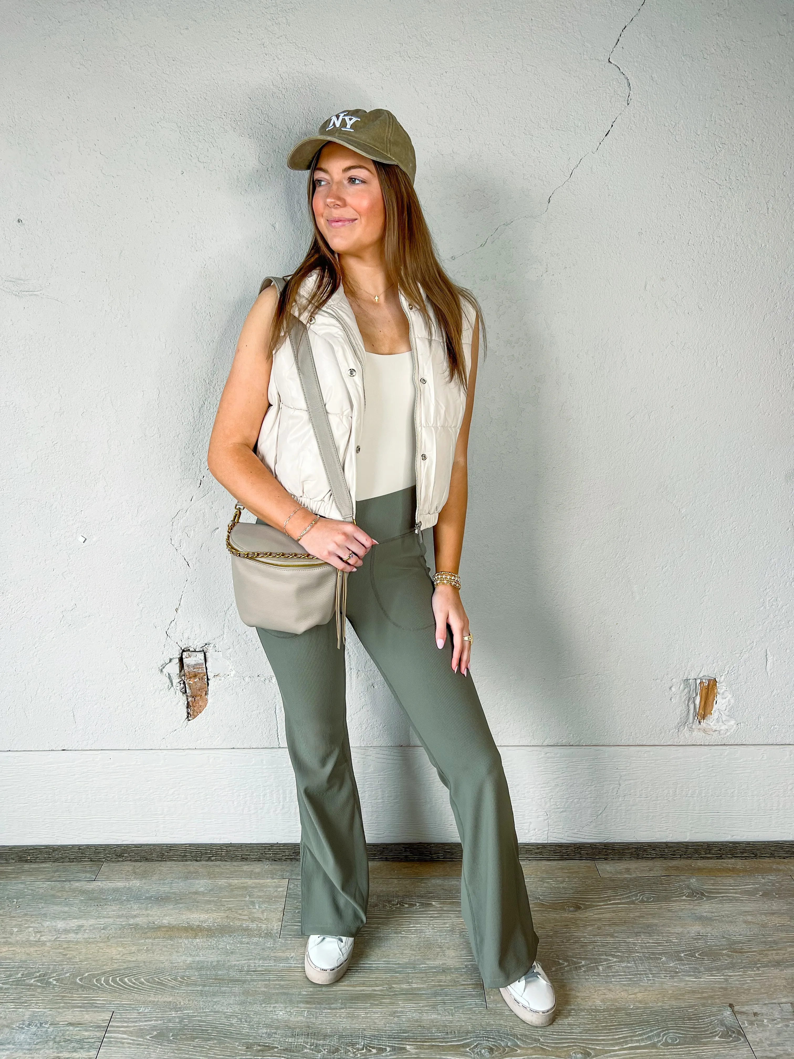 Kailee crossover flare leggings