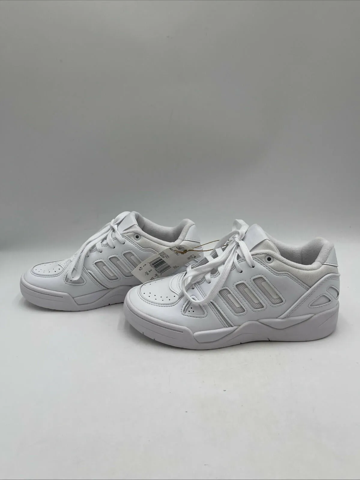 Kid’s adidas Midcity Low Basketball Sneakers White Size 4.5