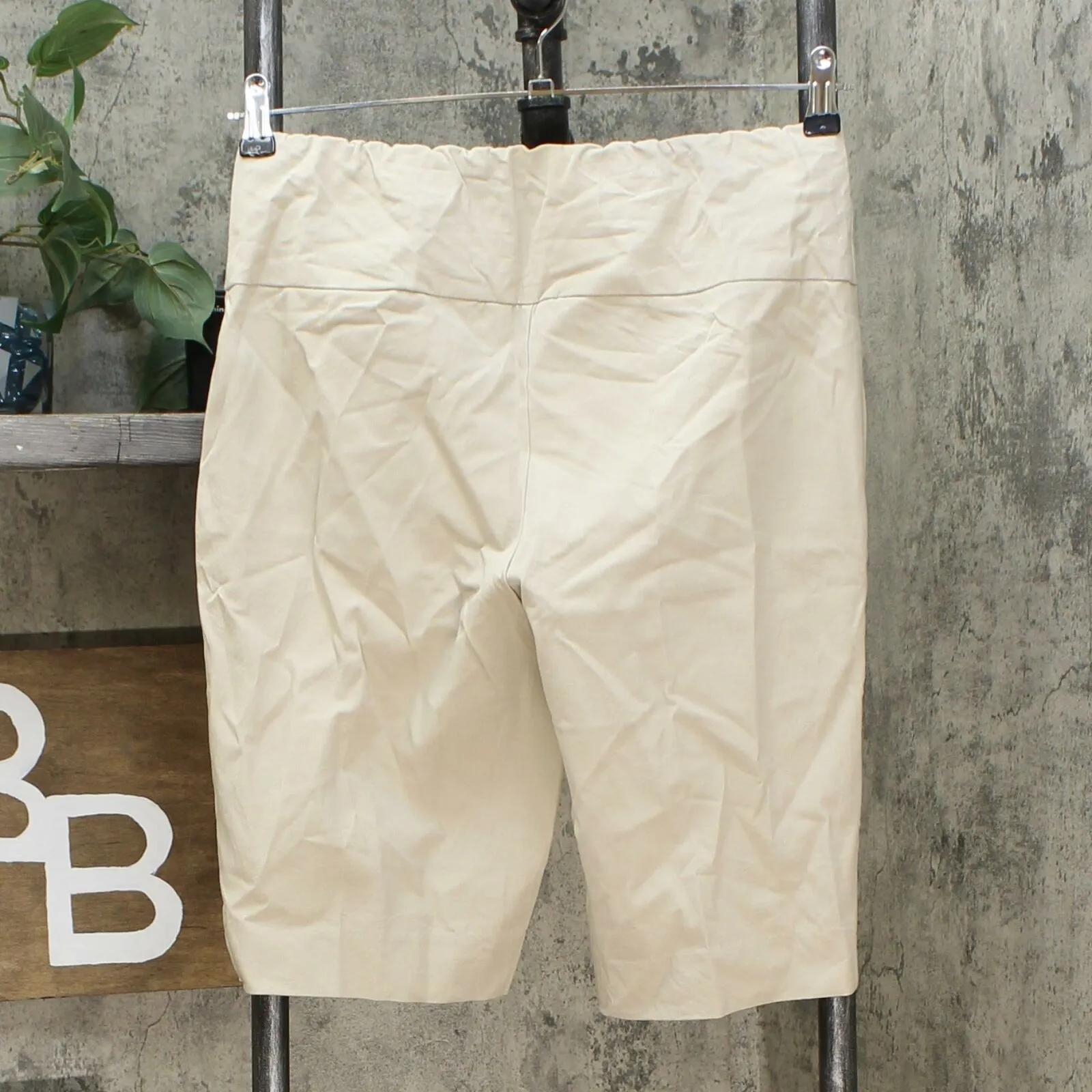 Lemon Way Women's Flawless Twill Bermuda Shorts Taupe 10