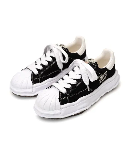 Maison Mihara Yasuhiro - BLAKEY / Original Sole Canvas Low-top Sneaker -  Black