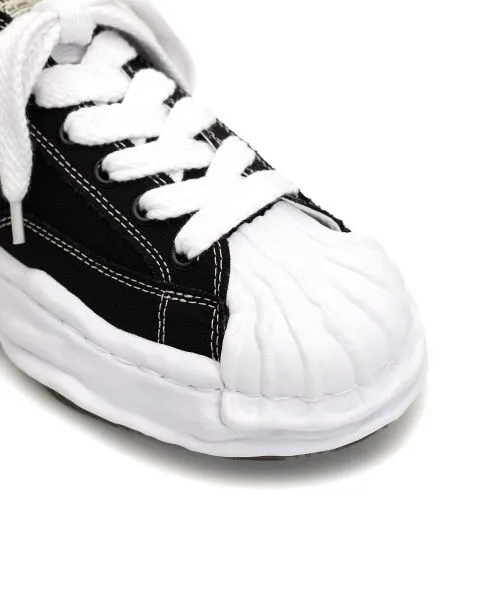Maison Mihara Yasuhiro - BLAKEY / Original Sole Canvas Low-top Sneaker -  Black