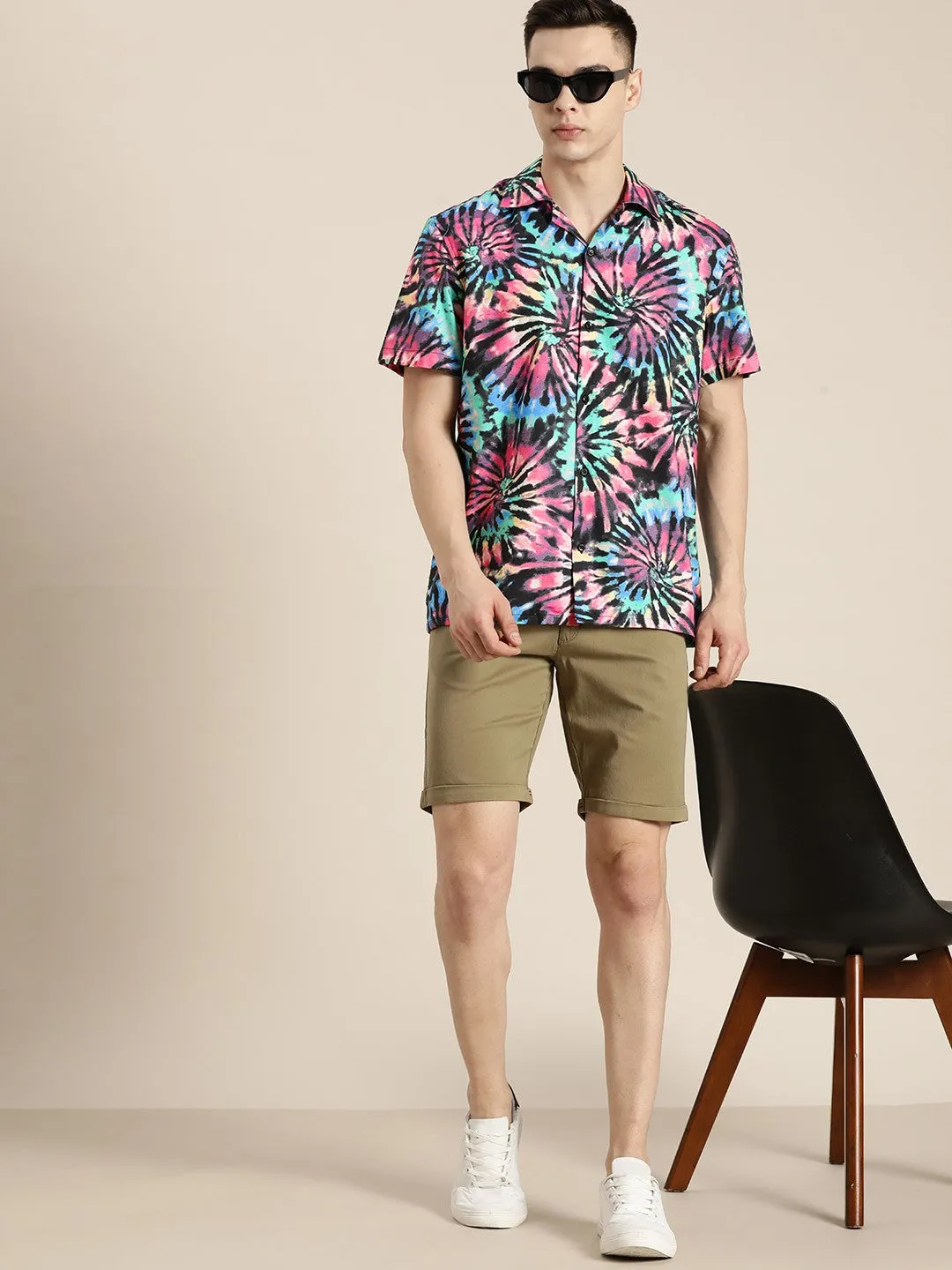 Men Pink & Multi Printed Viscose Rayon Regular Fit Casual Shirt