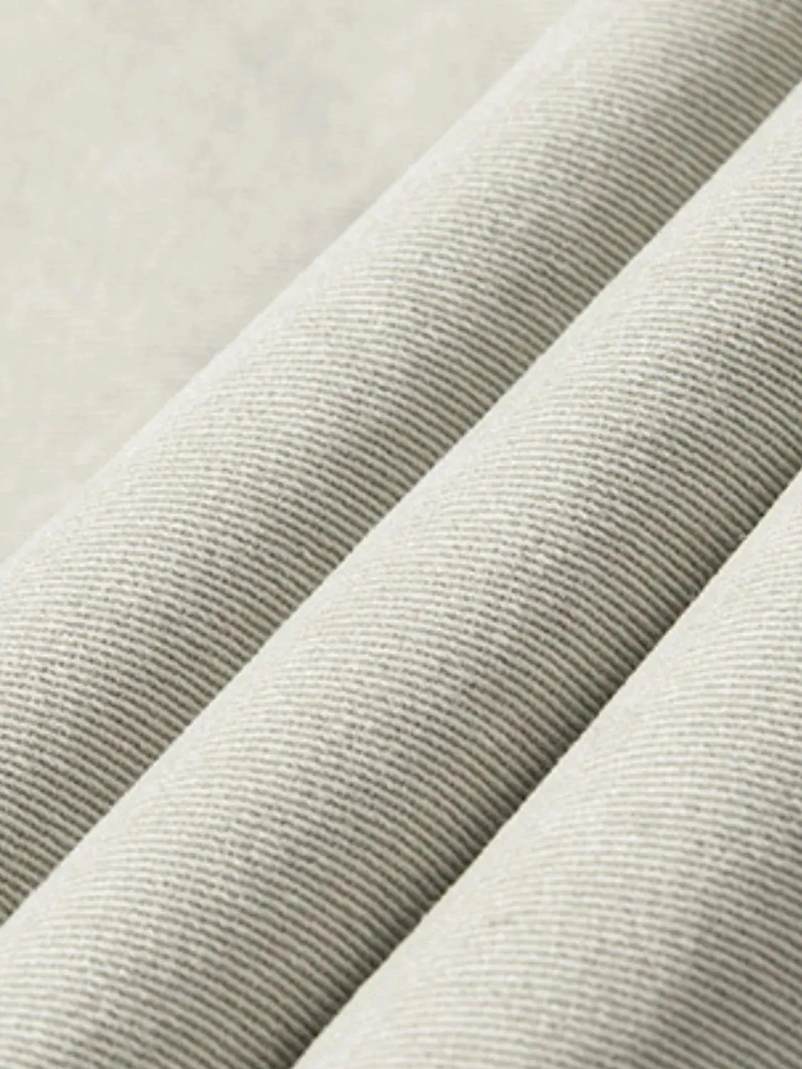 MEN'S PANTS WITH CARGO POCKETS