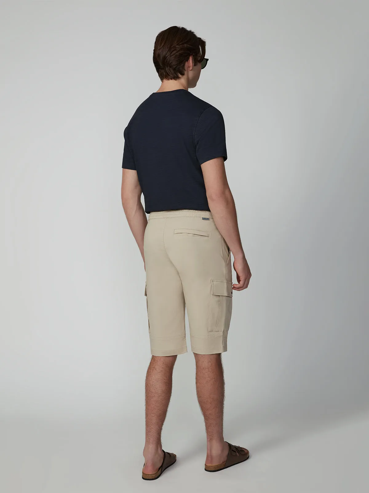Men's Solid Bungee Pull-on Cargo Shorts