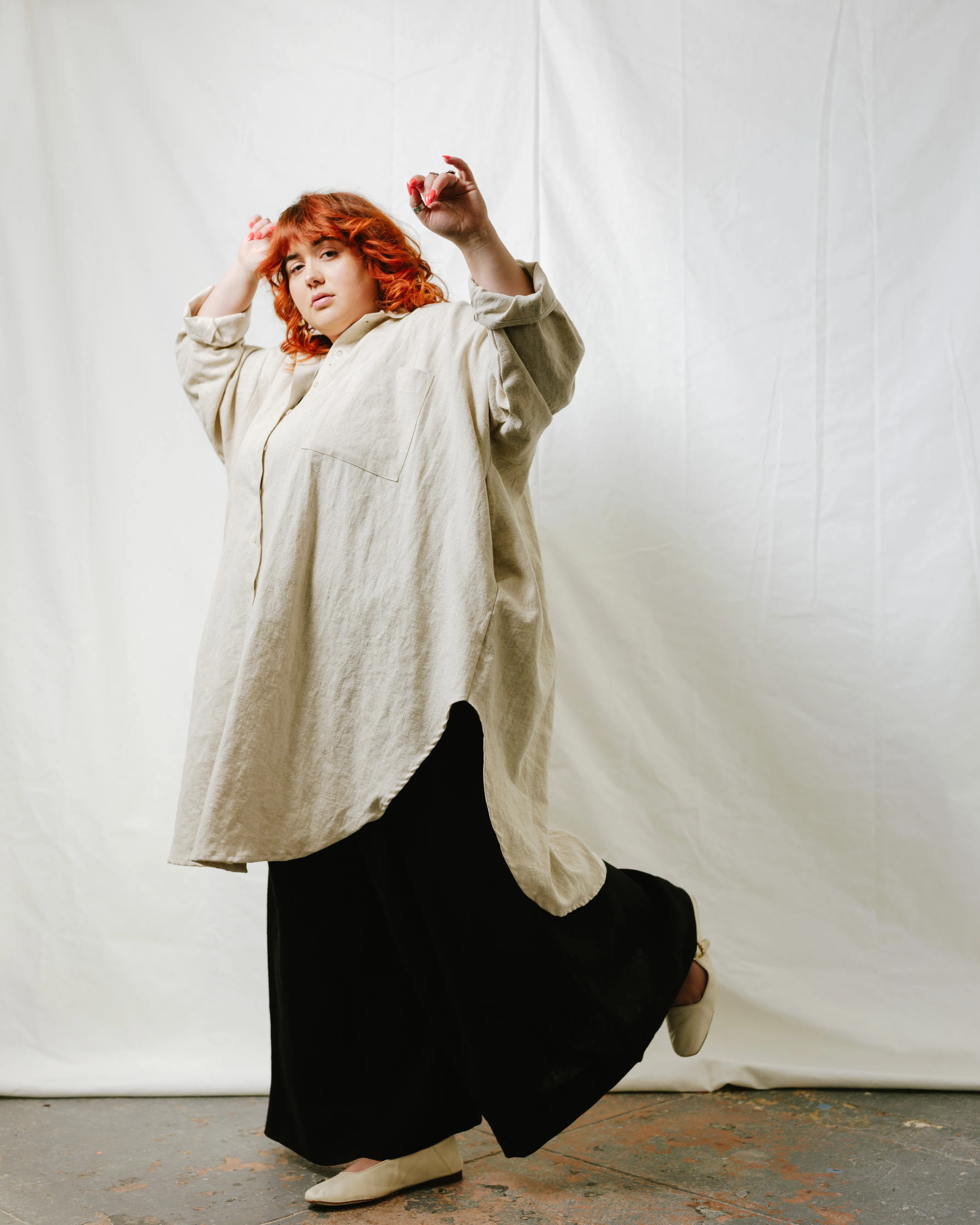 Mid Easy Flare in Black Linen