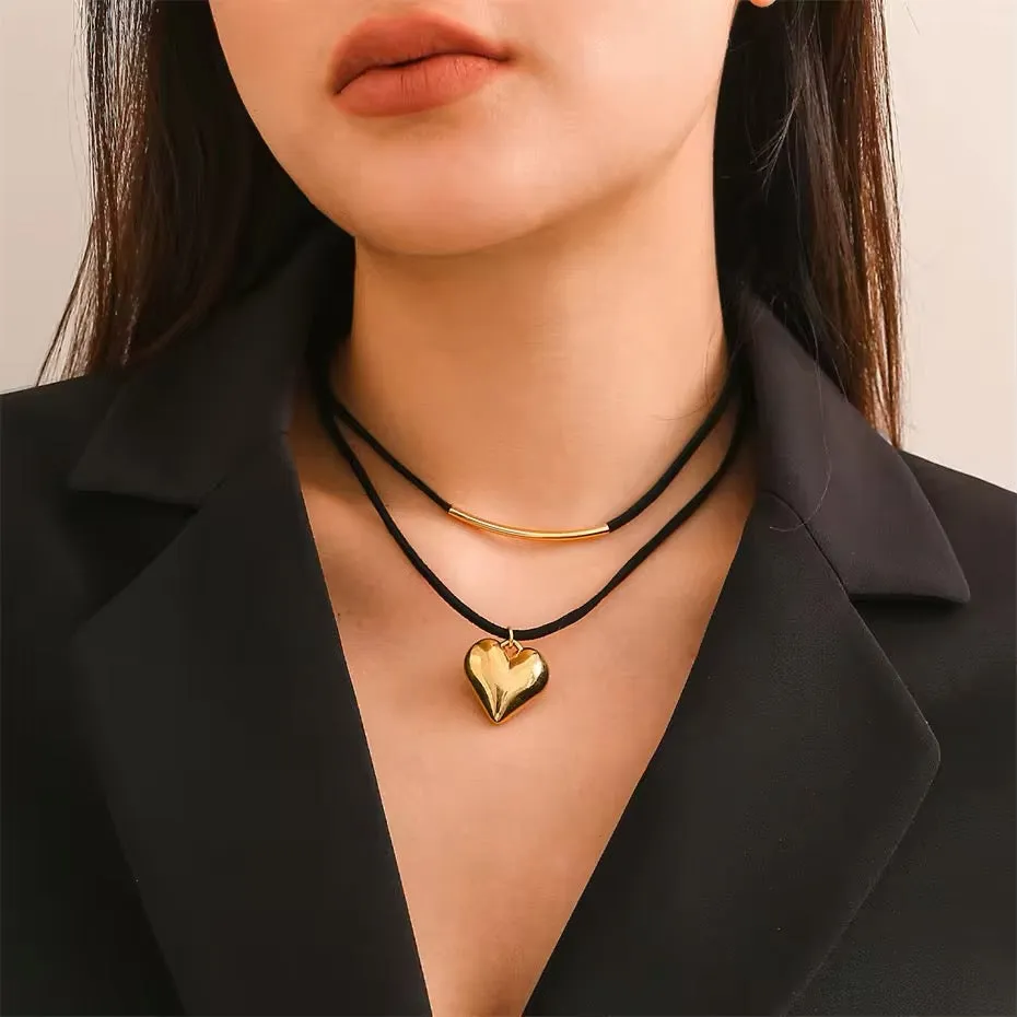 Midnight Velvet Love Heart Pendant Choker Necklace