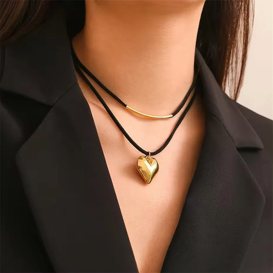 Midnight Velvet Love Heart Pendant Choker Necklace