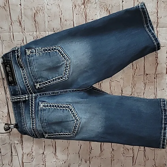 Miss me bermuda jean shorts sz 28