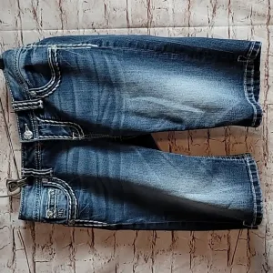 Miss me bermuda jean shorts sz 28