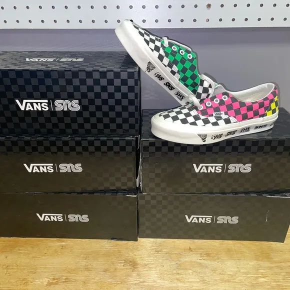 New Vans x SNS Og Era Lx ‘Venice Beach’ Sneakers VN0A4BVA01N