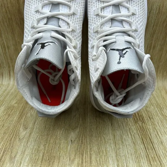 Nike Air Jordan Reveal Men's Size 13 White Basketball Shoes Sneakers 834064-100