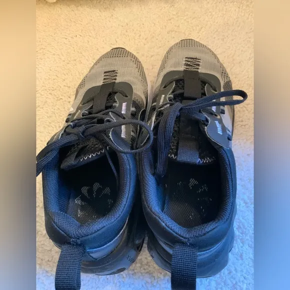 NIKE AIR MAX YOUTHS UNISEX SNEAKERS