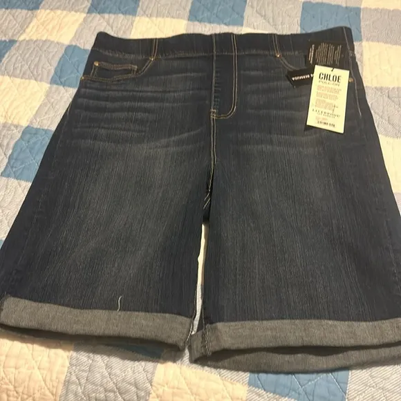 NWT Liverpool Los AngelesChloe Pull On Denim Bermuda Shorts in Fosters