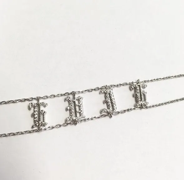 Old English Choker